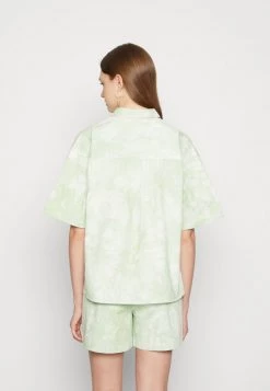 Minimum BERYA Blouse Lettuce Green Femme -Minimum Soldes Magasin 002f66b9cf30420b901bb03642d06705