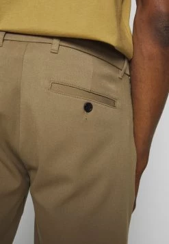 Minimum UGGE Pantalon Classique Khaki Homme -Minimum Soldes Magasin 0c55e7d4464e453ca4bdf00cf2633ef8
