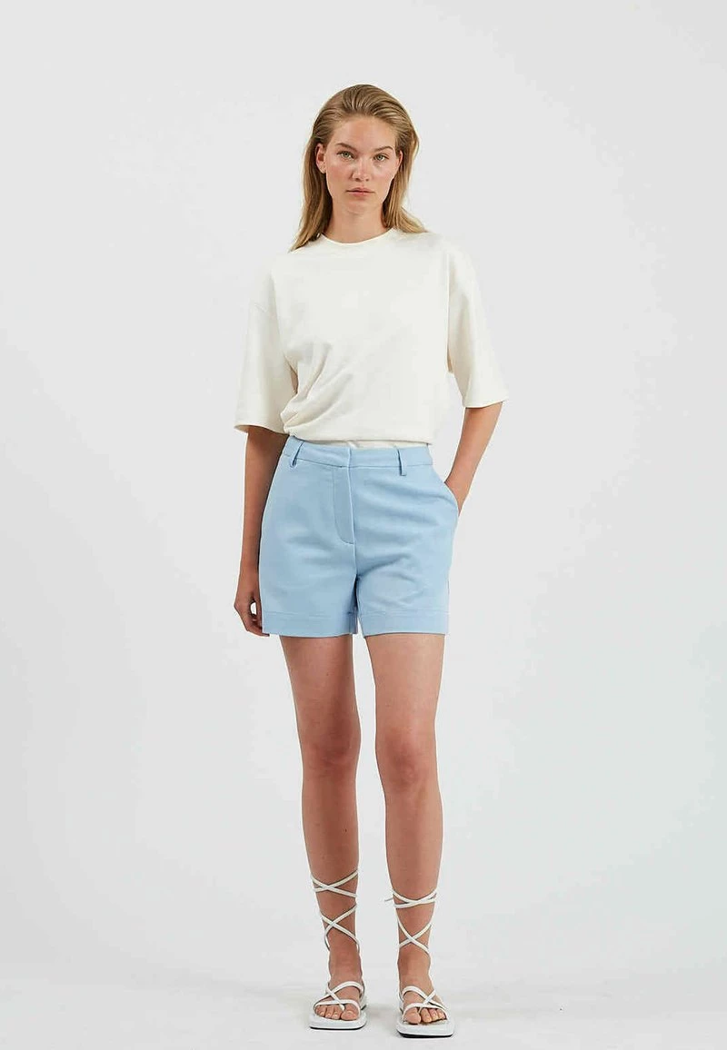 Minimum Femme LILJANA E Short Chambray Blue 4 Minimum Femme LILJANA E Short Chambray Blue – Image 2