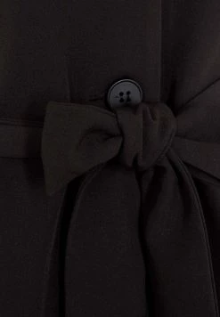 Minimum FAYDINA Veste Sans Manches Black Femme 13 Minimum FAYDINA Veste Sans Manches Black Femme -Minimum Soldes Magasin 0eae60aded43476cb8057fe6011b315b