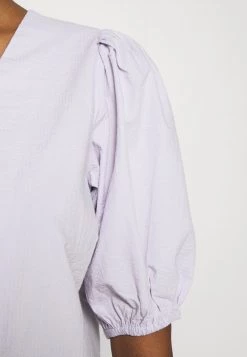 Minimum Femme ORETTA Blouse Lavender Blue -Minimum Soldes Magasin 132f18dbc68446a4b218f2a6e29ff1c4
