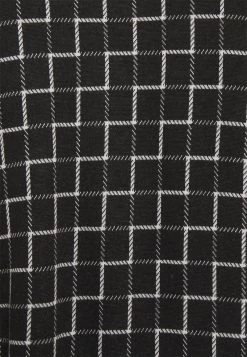 Minimum Femme STELLANOVA Robe En Jersey Black 7 Minimum Femme STELLANOVA Robe En Jersey Black -Minimum Soldes Magasin 1423ed2222aa417bbfcbed0aea2afc2f