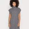 Minimum VALENCIO Robe Pull Grey Melange Femme -Minimum Soldes Magasin 18b09705b3cb4a089bea24c6e5ef70d0