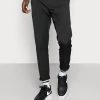 Minimum UGGE Pantalon Classique Black Homme -Minimum Soldes Magasin 1daf57b92e534bb5b61f38bf6221c938