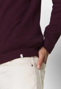 Minimum Homme PEDERSEN Pullover Bordeaux -Minimum Soldes Magasin 1e1ed3d893a84ae2a03f72203c94a4e2