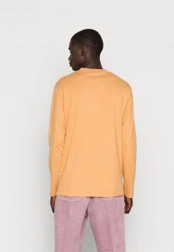 Minimum AARHUSA T Shirt à Manches Longues Iced Coffee Homme -Minimum Soldes Magasin 218d9207237148dca762ec0b6f780280