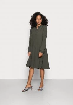 Minimum BINDIE DRESS Robe Chemise Racing Green Femme