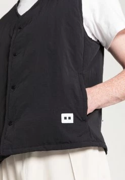 Minimum Homme Veste Sans Manches Black -Minimum Soldes Magasin 23c5f18b9ed04a91ac490da75e9c0cc9