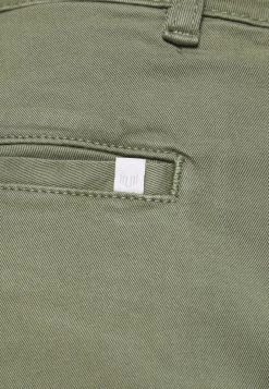 Minimum Homme DARVIS PANTS Chino Olivine 11 Minimum Homme DARVIS PANTS Chino Olivine -Minimum Soldes Magasin 2ac9a0566adf470d807bb9fcd813dca4