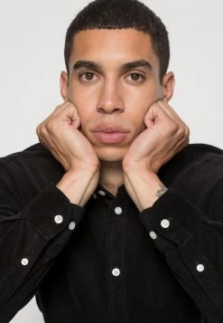 Minimum WALTHER Chemise Black Homme 11 Minimum WALTHER Chemise Black Homme -Minimum Soldes Magasin 3114fa52476d46dcb6a69123028b8d7e