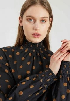 Minimum DARATHY Blouse Black Femme -Minimum Soldes Magasin 338d86f029e54954bb2accf2b29ceb0a