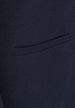 Minimum TARA Manteau Court Navy Blazer Femme -Minimum Soldes Magasin 39308a2719cc476ca83fa199038d9df7