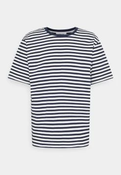 Minimum JANNUS T Shirt Imprimé Navy Blazer Homme -Minimum Soldes Magasin 3fa17a53faed456a85e9fb5030479fde