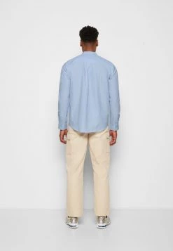 Minimum OLYMP Chemise Ashley Blue Homme -Minimum Soldes Magasin 4d4e848c4dc04454be137bc4a3a01e6b