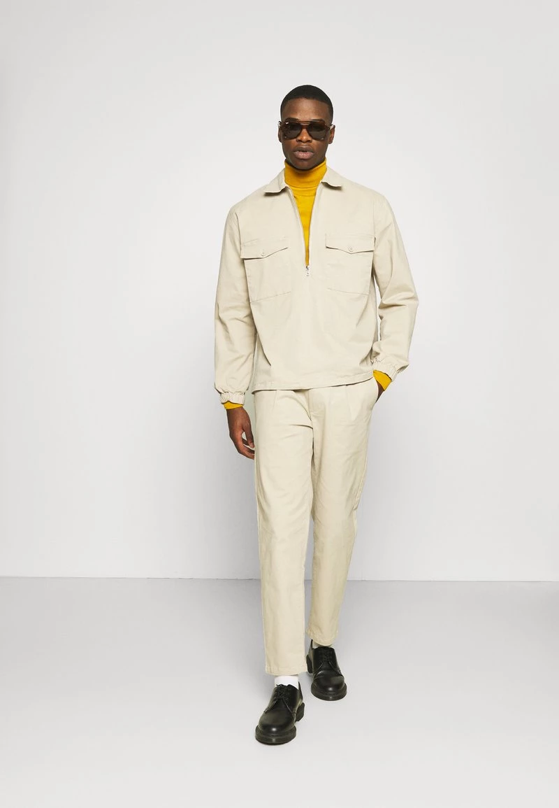 Minimum Homme FABRIEL Pantalon Classique Castle Wall 4 Minimum Homme FABRIEL Pantalon Classique Castle Wall – Image 2