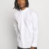 Minimum WALTHER Chemise White Homme 2 Minimum WALTHER Chemise White Homme -Minimum Soldes Magasin 56a8a63957cd4f898ba555ab8a66440f
