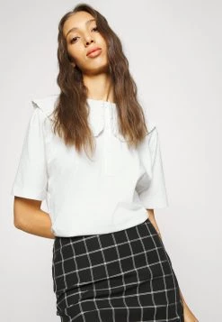 Minimum Femme COLLASIS T Shirt Imprimé Broken White -Minimum Soldes Magasin 6077acfd37fa495eaef2f03e6346c3dd