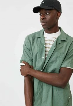 Minimum NANTES Chemise Laurel Wreath Homme -Minimum Soldes Magasin 672310359d9d4c66ac72d6e078eca530