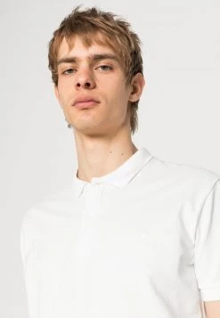 Minimum Homme ZANE Polo White -Minimum Soldes Magasin 67b3f229d3674482adfc5c40ca676c2e