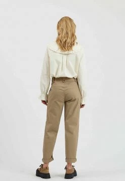 Minimum Femme BEALINE Chemisier Broken White -Minimum Soldes Magasin 6d68a8e55174462a9dad96fd598b86d5