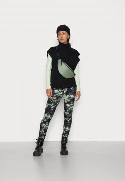 Minimum VALENCIANA Pullover Black Femme -Minimum Soldes Magasin 709de1ae190d4d6f8230cb241eb8f8c7