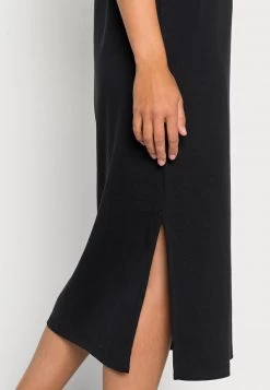 Minimum LAYLINI Robe En Jersey Black Femme -Minimum Soldes Magasin 730b9ed6f79444b89ea1a03fc09a25f3