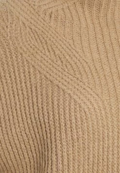 Minimum VALENCIANA Pullover Nude Femme -Minimum Soldes Magasin 844820d1da774abd9c556e725fd02185