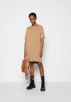 Minimum REGITZA Robe En Jersey Tigers Eye Femme -Minimum Soldes Magasin 84d965435f874fedb6da41714a063465