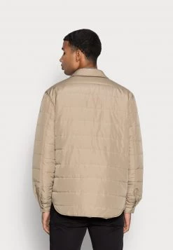 Minimum Homme QUILTER Veste Légère Chinchilla -Minimum Soldes Magasin 86fc232aa8164e3face8b5527c90daeb