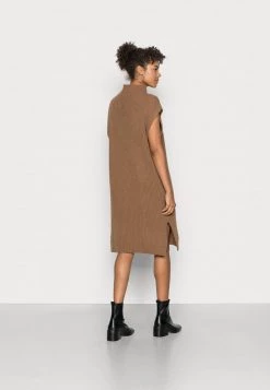 Minimum VALENCIO Robe Pull Toasted Coconut Femme -Minimum Soldes Magasin 8ba5d8958f8a47458b0d201109ac0ace