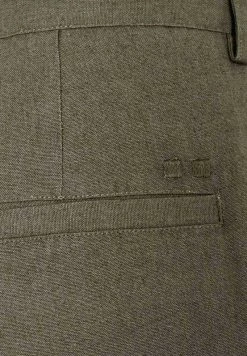 Minimum LINOS Short Beetle Homme -Minimum Soldes Magasin 8f109b7302ea4f3db9ff1eae121a0601