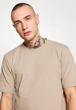 Minimum Homme SIMS T Shirt Basique Seneca Rock -Minimum Soldes Magasin 8fe57981831e4f3c897e1ea07e297cc8