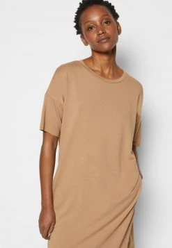 Minimum REGITZA Robe En Jersey Tigers Eye Femme -Minimum Soldes Magasin 9150103e4d6a41cc9b761852441f28aa