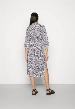 Minimum Femme NORRI Robe Chemise Lavendula -Minimum Soldes Magasin 99ad0f8321f244b5964d246ec762298b