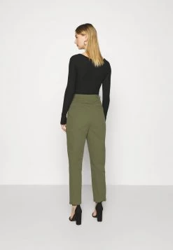 Minimum AGNESA Pantalon Classique Fir Green Femme