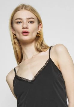 Minimum Femme SUSSIE Débardeur Black -Minimum Soldes Magasin a4cdbf39af634b9c91079e542b1addd8