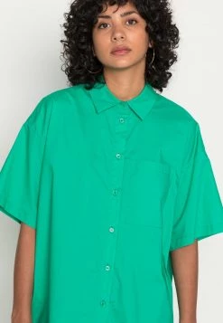 Minimum VAYALINE Blouse Deep Mint Femme -Minimum Soldes Magasin aa67badf2eb64f789e73b339cf02ec43