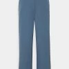 Minimum CULOTTA Pantalon Classique China Blue Femme 1 Minimum CULOTTA Pantalon Classique China Blue Femme -Minimum Soldes Magasin af79f92583064d7b884a4b5497c3aaa7
