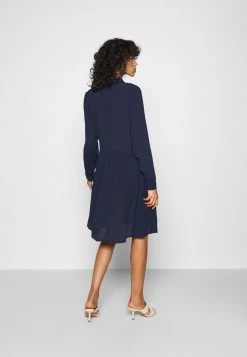 Minimum BINDIE DRESS Robe Chemise Navy Blazer Femme -Minimum Soldes Magasin b02567158ca844af890ad102172c97bb