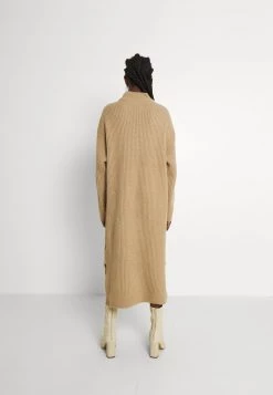 Minimum Femme PIPPALIKA Robe Pull Nude 10 Minimum Femme PIPPALIKA Robe Pull Nude -Minimum Soldes Magasin b1e1262681e54aa89aa33a7927394a51