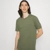 Minimum JANN T Shirt Basique Olivine Homme -Minimum Soldes Magasin bc29da8ec21843359caf00efb01e7615