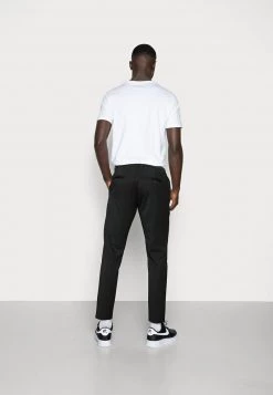 Minimum UGGE Pantalon Classique Black Homme -Minimum Soldes Magasin bc3f7ab88fb04ece82a9464a294c6d1e