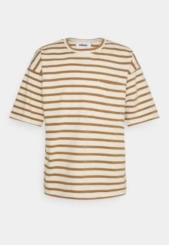 Minimum BARC T Shirt Imprimé White Asparagus Homme -Minimum Soldes Magasin c0ecc1b3e3b24774a01f1edf15882faa