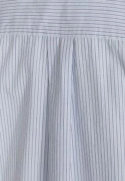 Minimum Homme Chemise White -Minimum Soldes Magasin c1e4a921138e4aa68505fa9fef4dc411