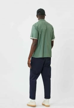 Minimum NANTES Chemise Laurel Wreath Homme -Minimum Soldes Magasin c21cb58b6bf043d484b29057ba00c61b