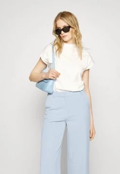 Minimum Femme CULOTTA Pantalon Classique Chambray Blue 11 Minimum Femme CULOTTA Pantalon Classique Chambray Blue -Minimum Soldes Magasin d4c7793eeb7c4ad5b2a6abe955cd6774