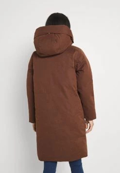 Minimum Femme ALILLA Doudoune Fondue Fudge -Minimum Soldes Magasin da241536f896484daf1988f572bbd778