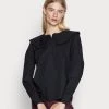 Minimum Femme TORBINA T Shirt à Manches Longues Black -Minimum Soldes Magasin e034afcc656c4a2eb7f9fd7985d1922b