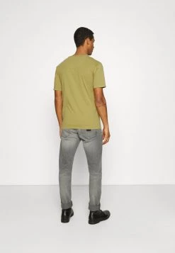 Minimum Homme HARIS T Shirt Basique Dried Tobacco 11 Minimum Homme HARIS T Shirt Basique Dried Tobacco -Minimum Soldes Magasin e7ca81101468429cbfaca4889e0d0666