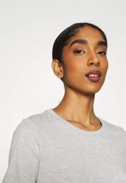 Minimum Femme KIMMA T Shirt Basique Light Grey Melange -Minimum Soldes Magasin f01d971fd1354f35b43830c49d59b81f